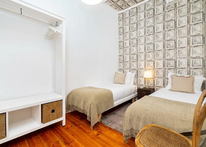 Διαμέρισμα 4 Bedroom On The Center