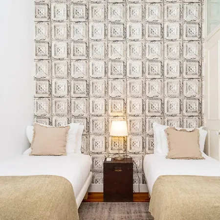 4 Bedroom On The Center 公寓